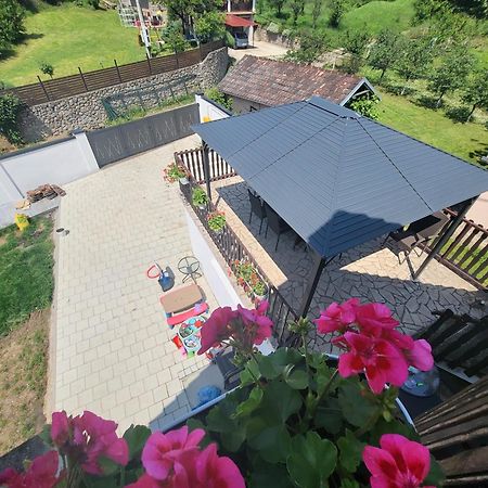 Vila Jovana Vrdnik Exterior foto